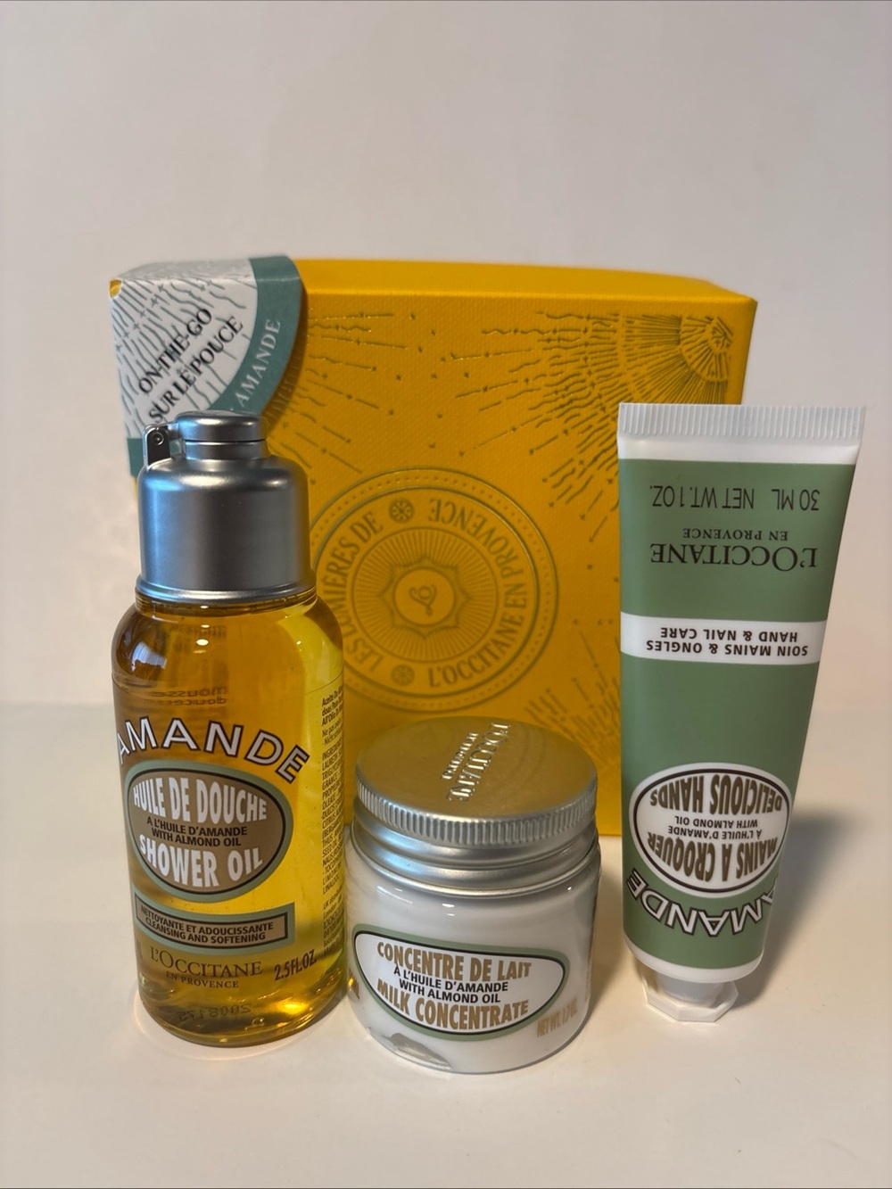 L’occitane Almond In The Go - Travel Set Almond Scent New In Box New